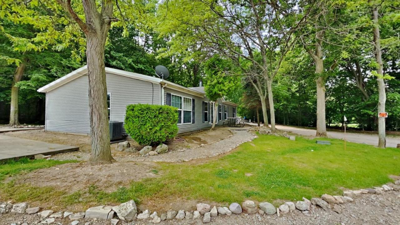 A Place At The Bay Put-in-Bay Exterior photo